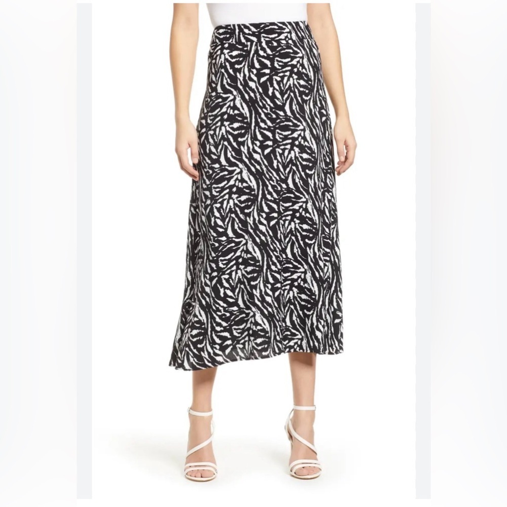 New Look Black and White Patterned Midi Skirt